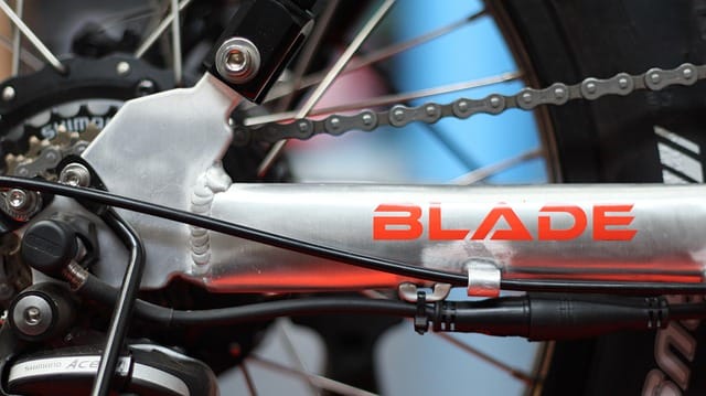 sähkömaastopyörä